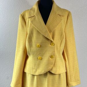 VTG,METROSTYLE SUIT SKIRT AND BLAZER WOMEN SUIT TOW PC SIZE 14